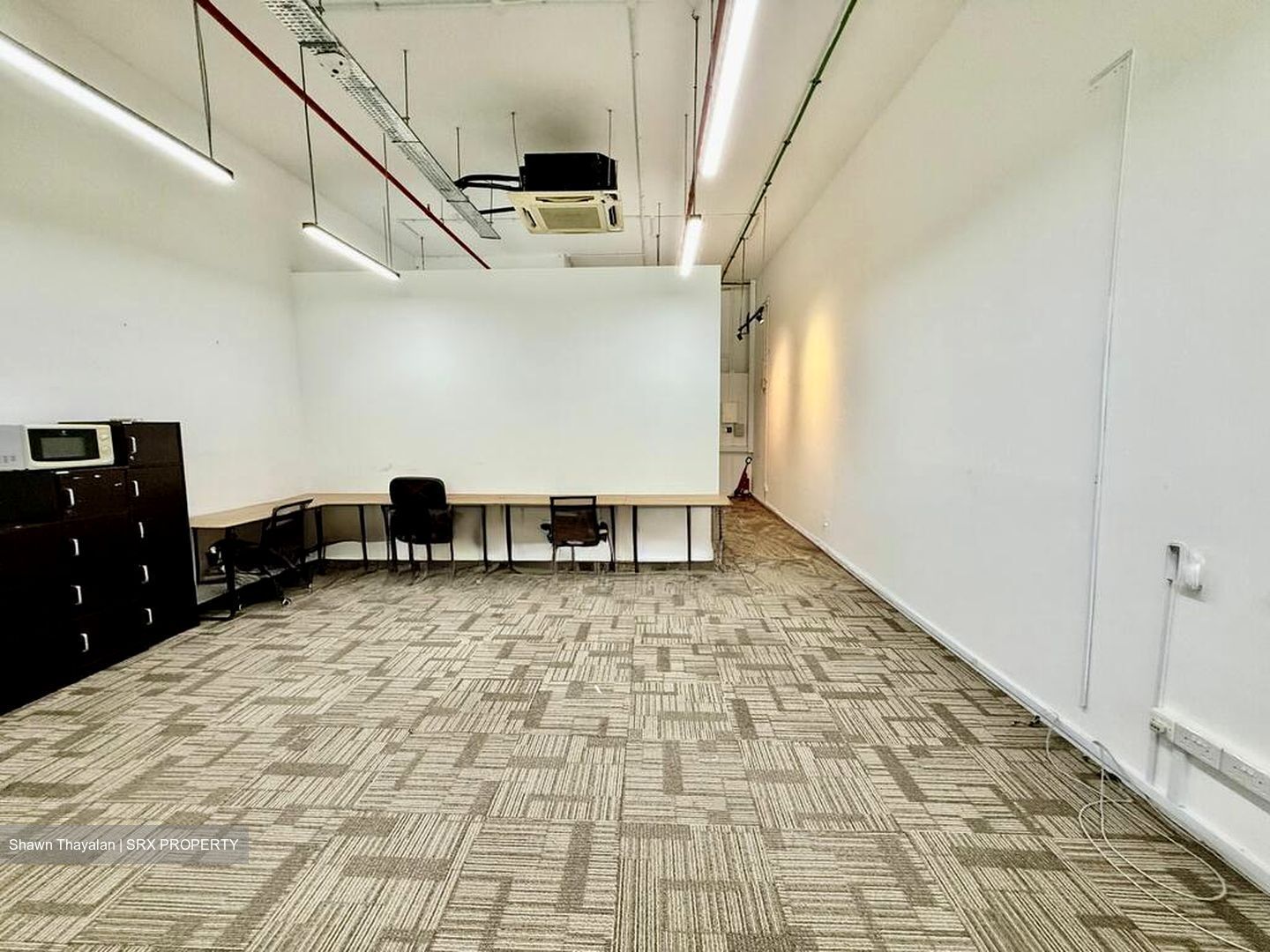 Oxley Bizhub (D14), Factory #575425061